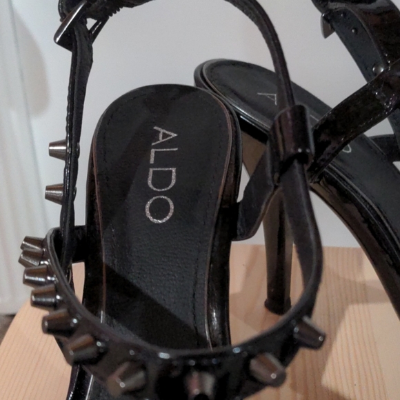 Like new studded black heels - Picture 2 of 3